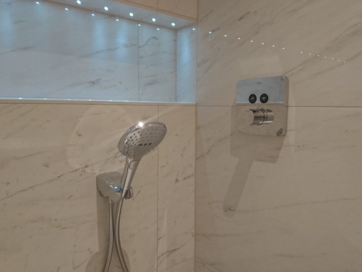 Shower with LED lighthing